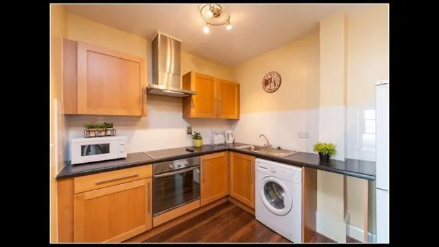 Bright Spacious Apartment ダブリン